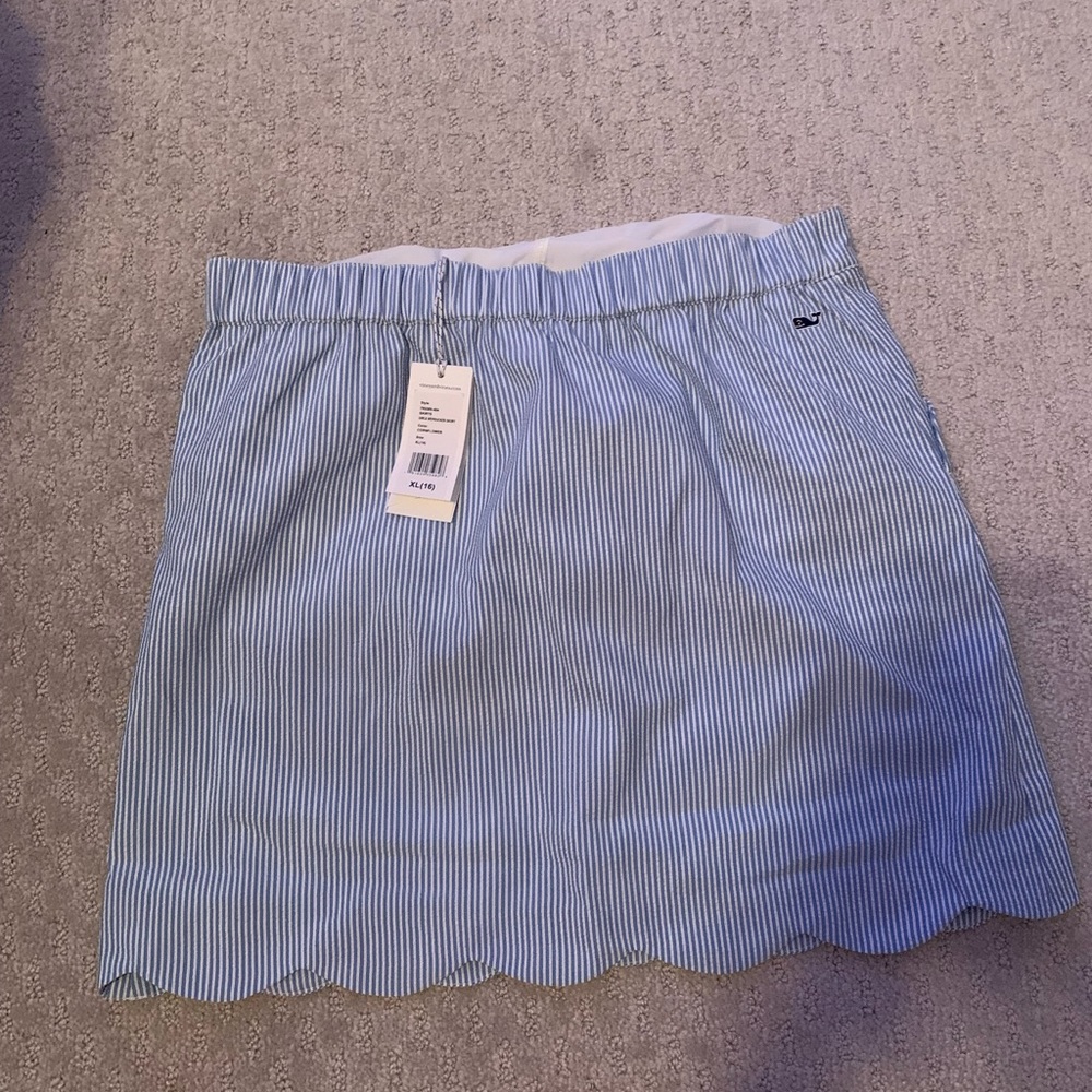 VINEYARD VINES SCALLOP SKIRT